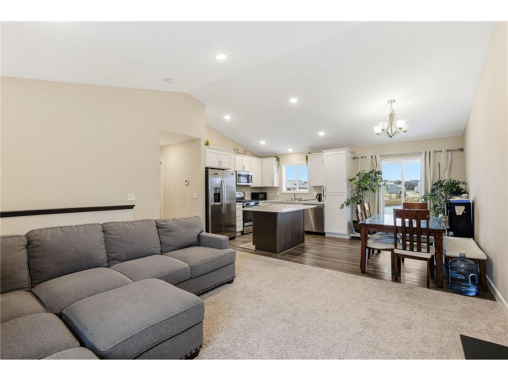 1004 Triumph Trail NE Isanti MN 55040 7035887 image9