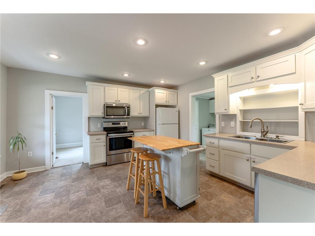 1004 W Marion Street Lake City MN 55041 7068488 image6