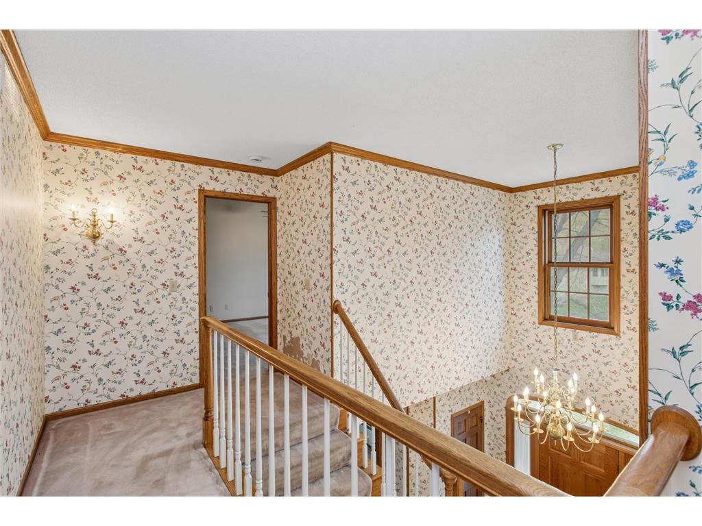 1004 Walden Court Burnsville MN 55337 7060434 image25