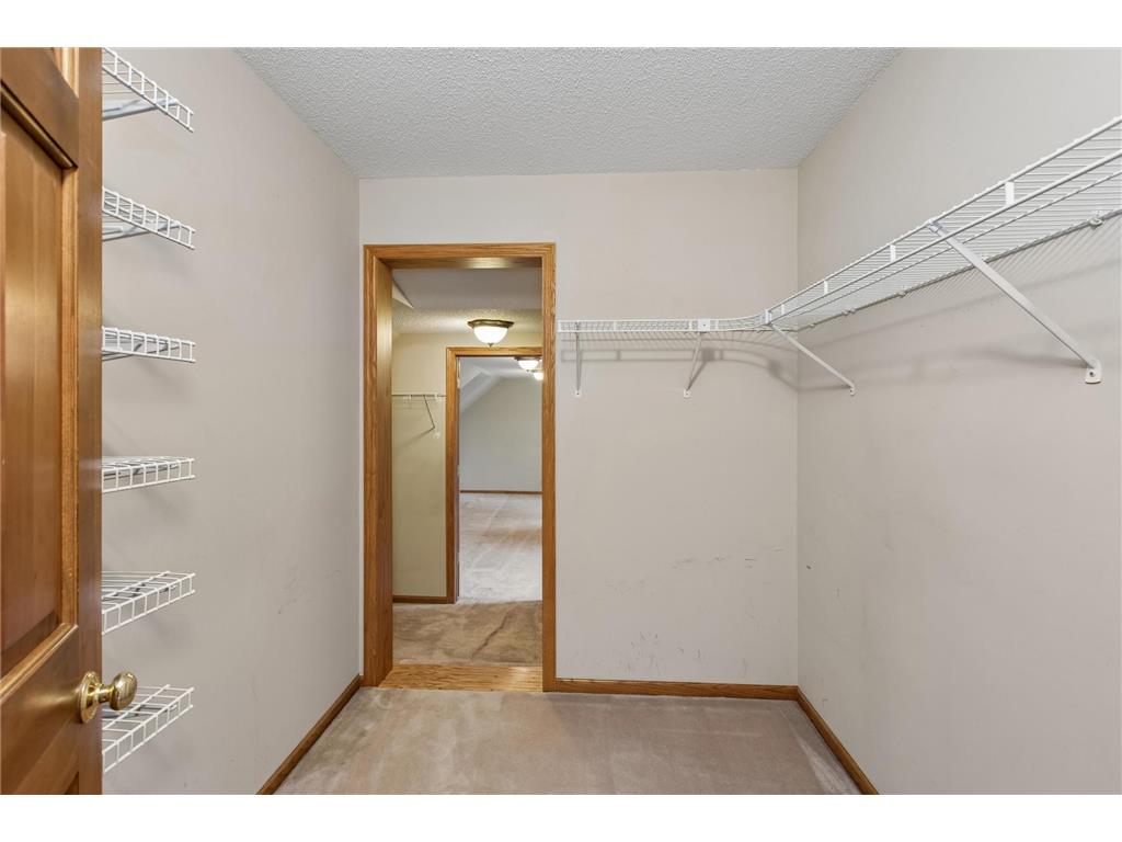 1004 Walden Court Burnsville MN 55337 7060434 image30