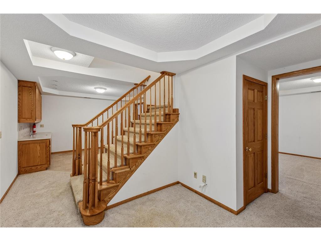 1004 Walden Court Burnsville MN 55337 7060434 image36