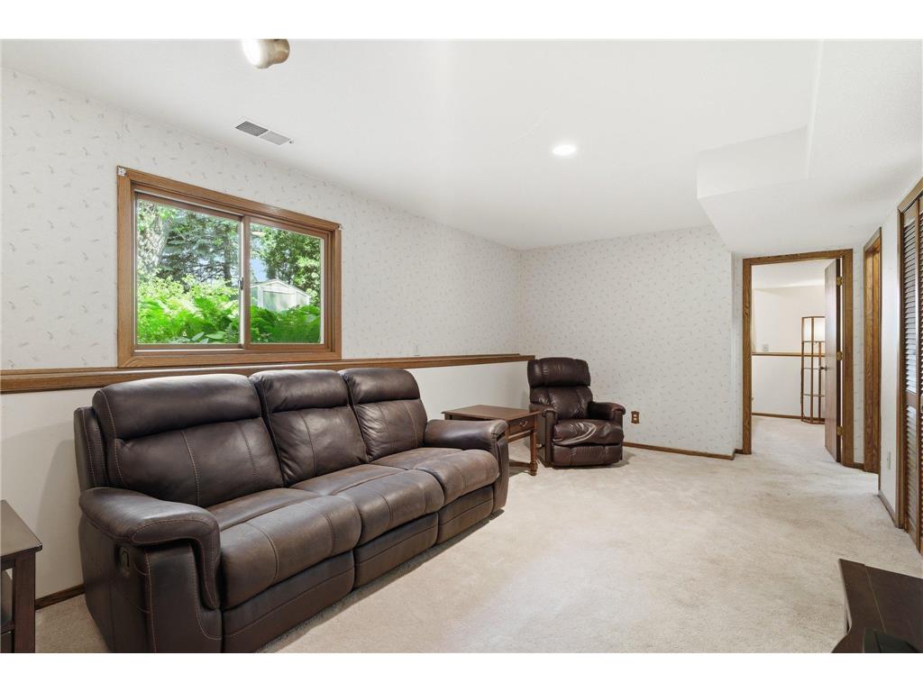 10045 Hemlock Lane N Maple Grove MN 55369 7082741 image24