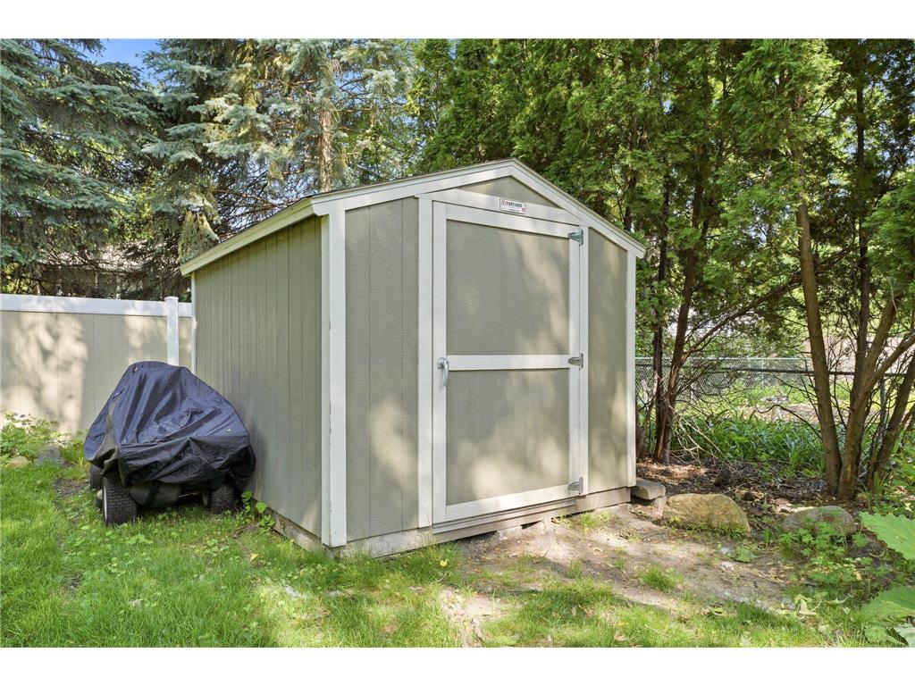 10045 Hemlock Lane N Maple Grove MN 55369 7082741 image32