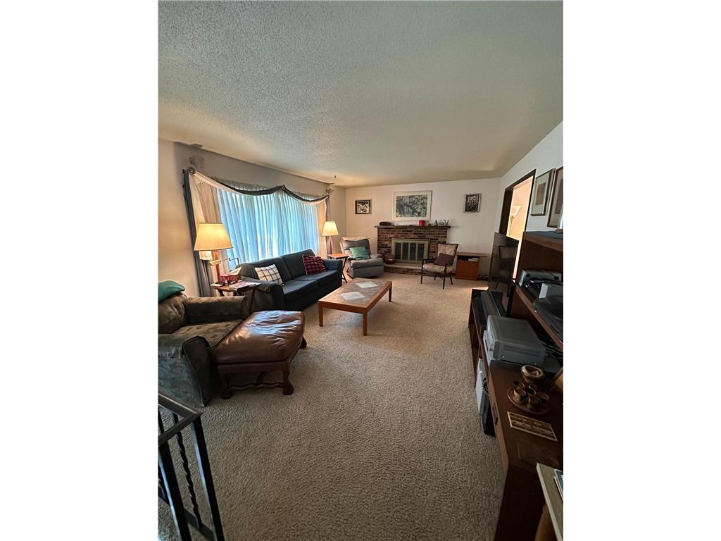 10048 Upton Road Bloomington MN 55431 6398326 image1