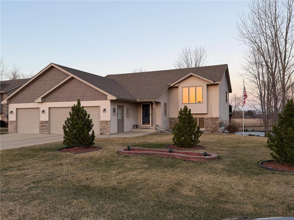 1005 12th Street SE Waseca MN 56093 - Gaiter Lake 7030141 image3