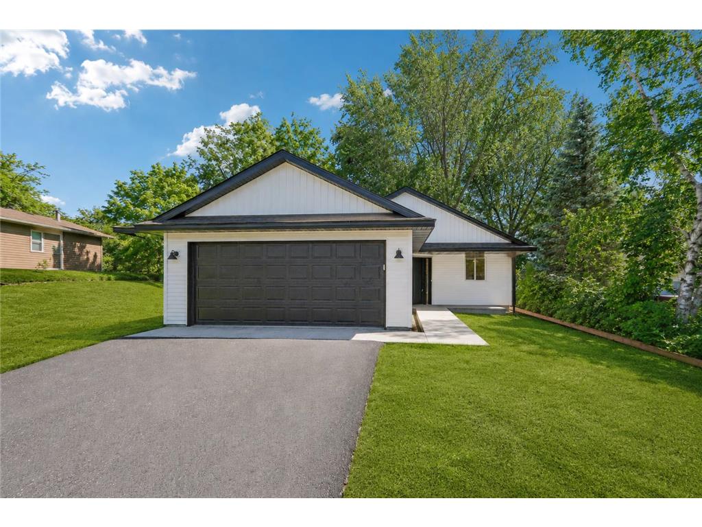 1005 2nd Street SE Faribault MN 55021 7094079 image1