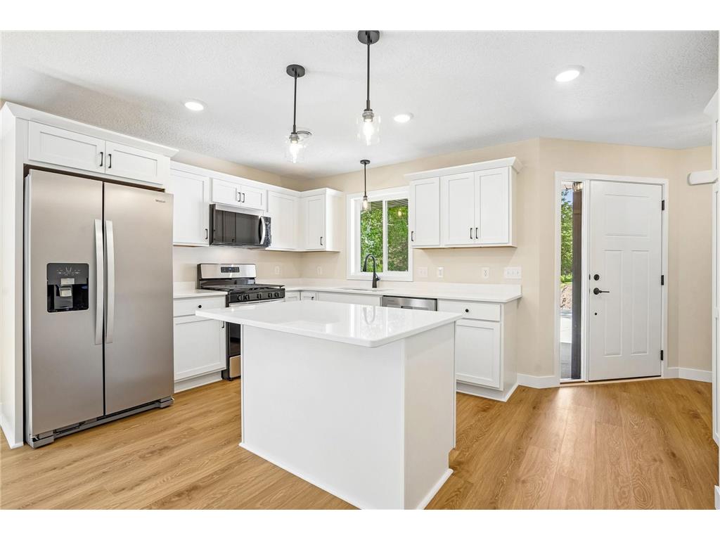 1005 2nd Street SE Faribault MN 55021 7094079 image4