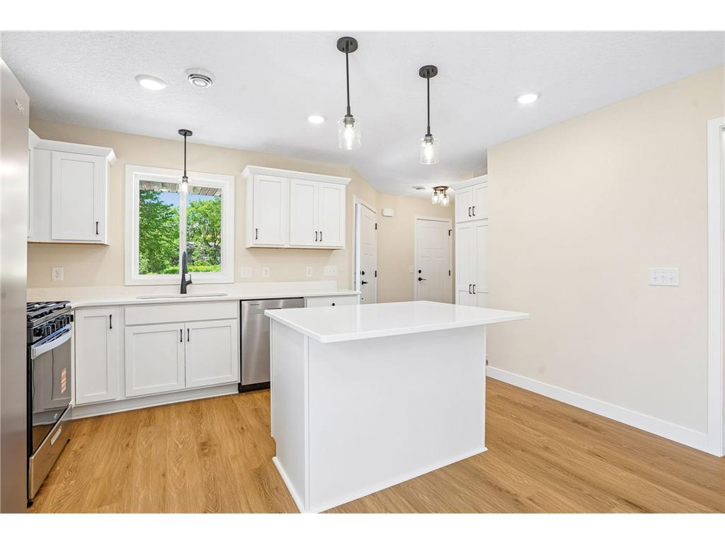 1005 2nd Street SE Faribault MN 55021 7094079 image5