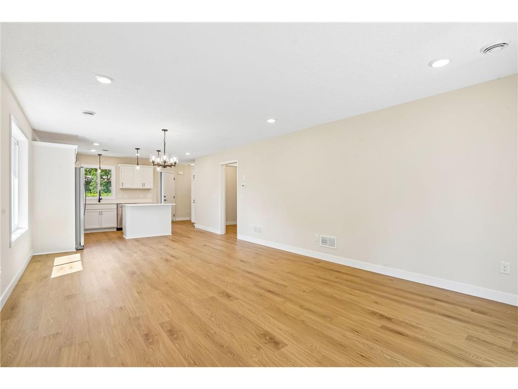 1005 2nd Street SE Faribault MN 55021 7094079 image9