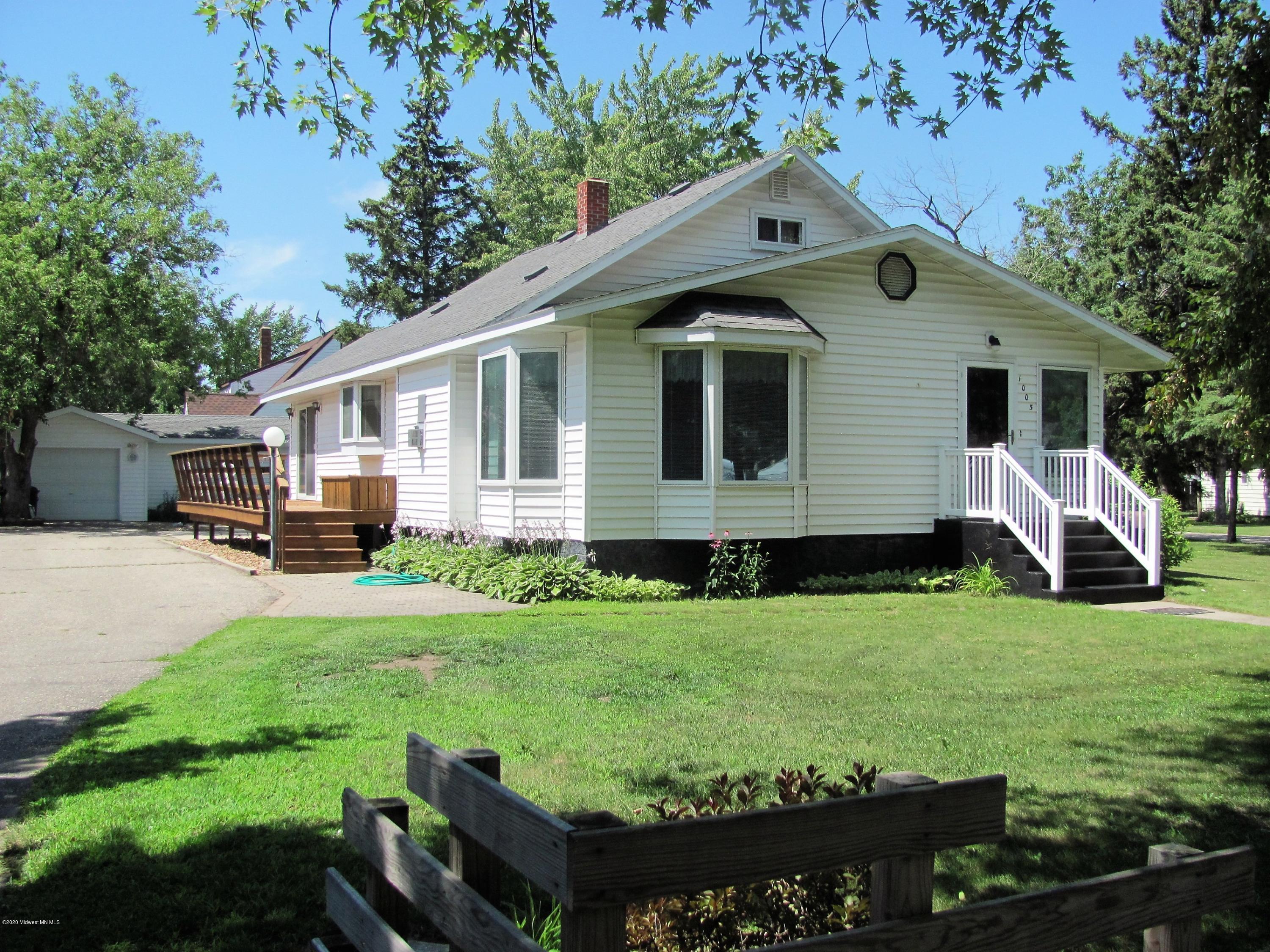 1005 2nd Street SW, Wadena, MN 56482 MLS 6064170 Edina Realty