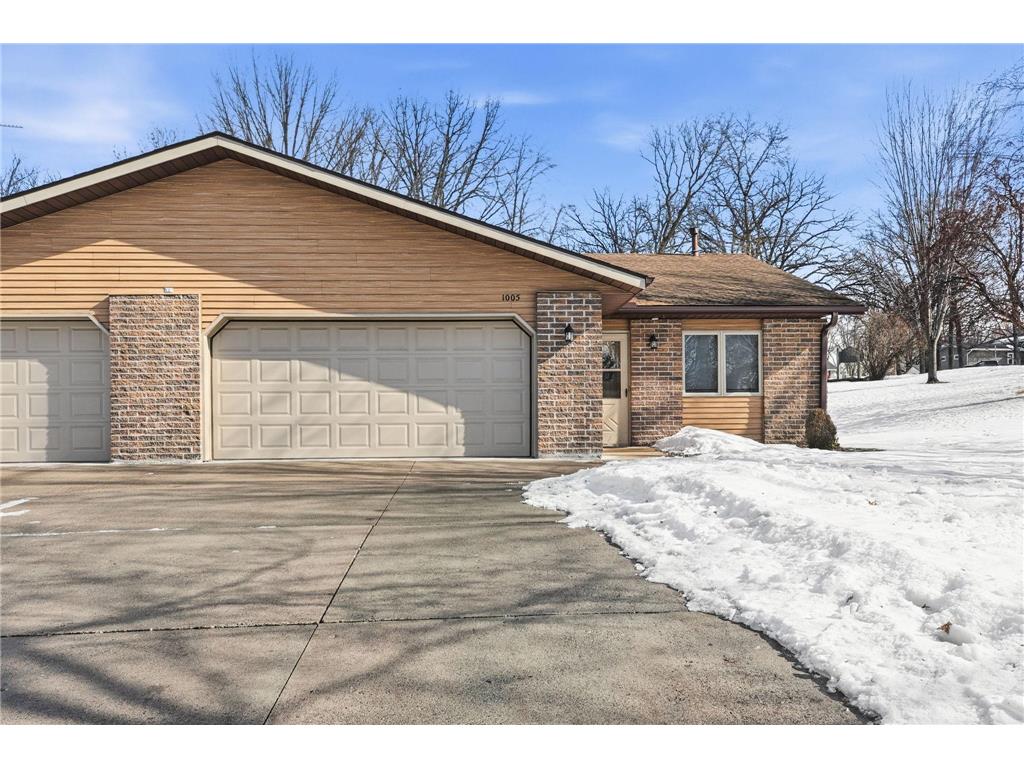 1005 4th Avenue NW Milaca MN 56353 7024651 image1