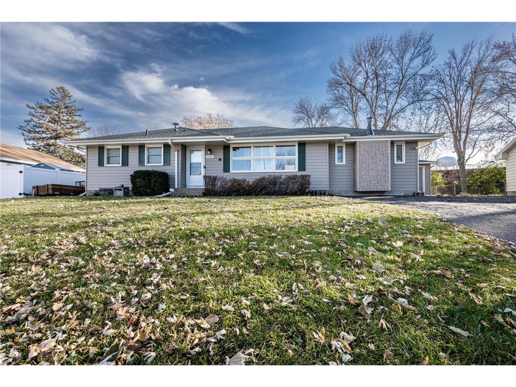 1005 72nd Avenue N Brooklyn Center MN 55430 6463182 image1