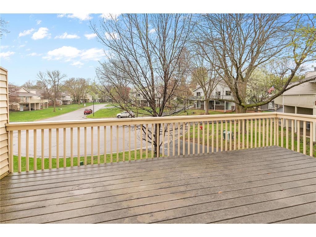 1005 Aston Circle Burnsville MN 55337 7060302 image27