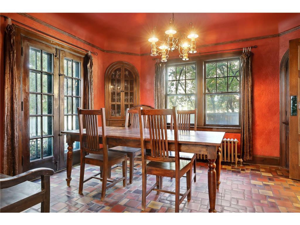 1005 Cedar Lake Road S Minneapolis MN 55405 7038721 image12