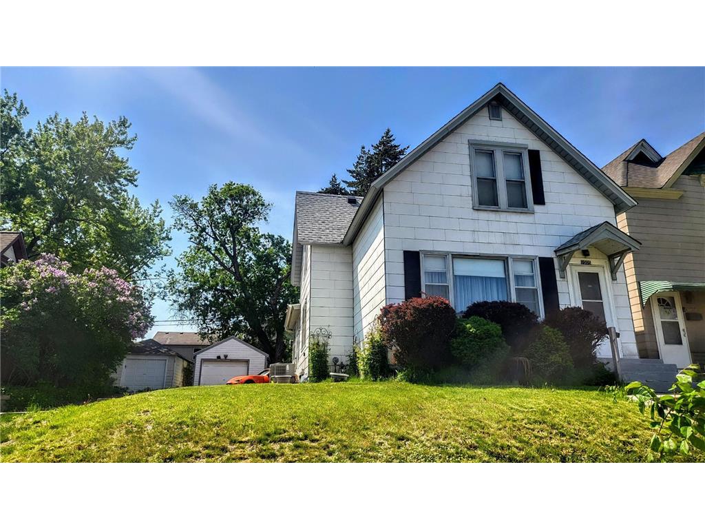 1005 Galtier Street Saint Paul MN 55117 6710001 image1