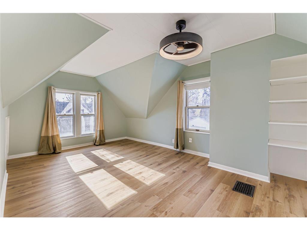 1005 Galtier Street Saint Paul MN 55117 6818746 image15