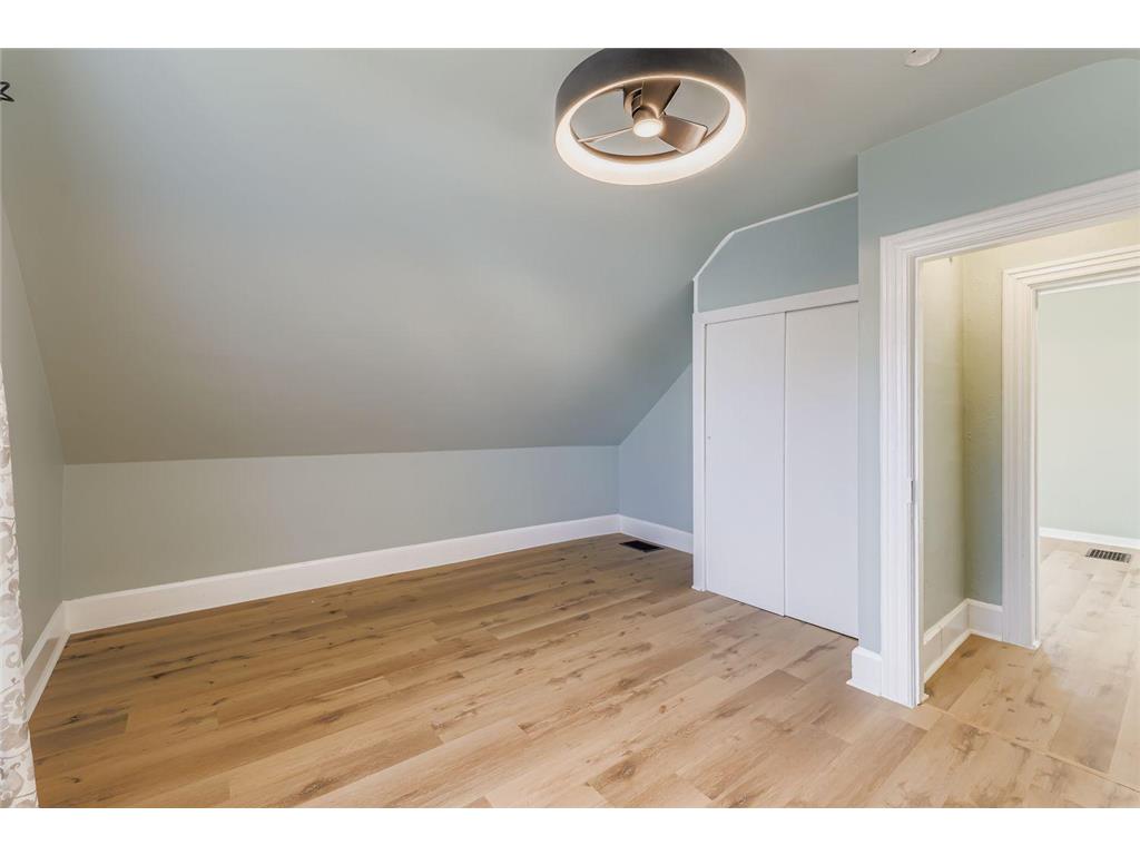 1005 Galtier Street Saint Paul MN 55117 6818746 image18