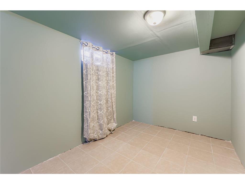 1005 Galtier Street Saint Paul MN 55117 6818746 image21