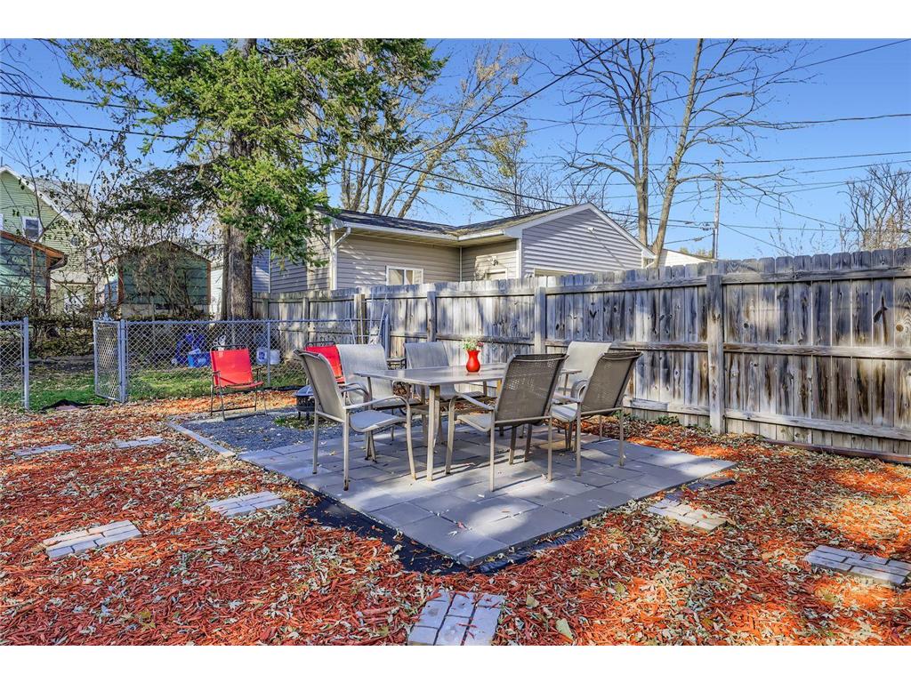 1005 Galtier Street Saint Paul MN 55117 6818746 image24