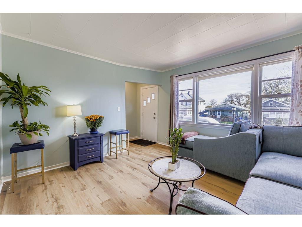 1005 Galtier Street Saint Paul MN 55117 6818746 image4