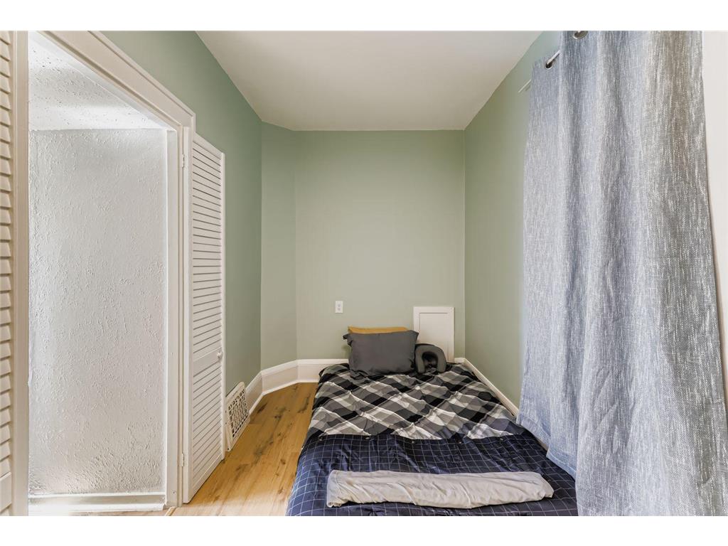 1005 Galtier Street Saint Paul MN 55117 6818746 image9