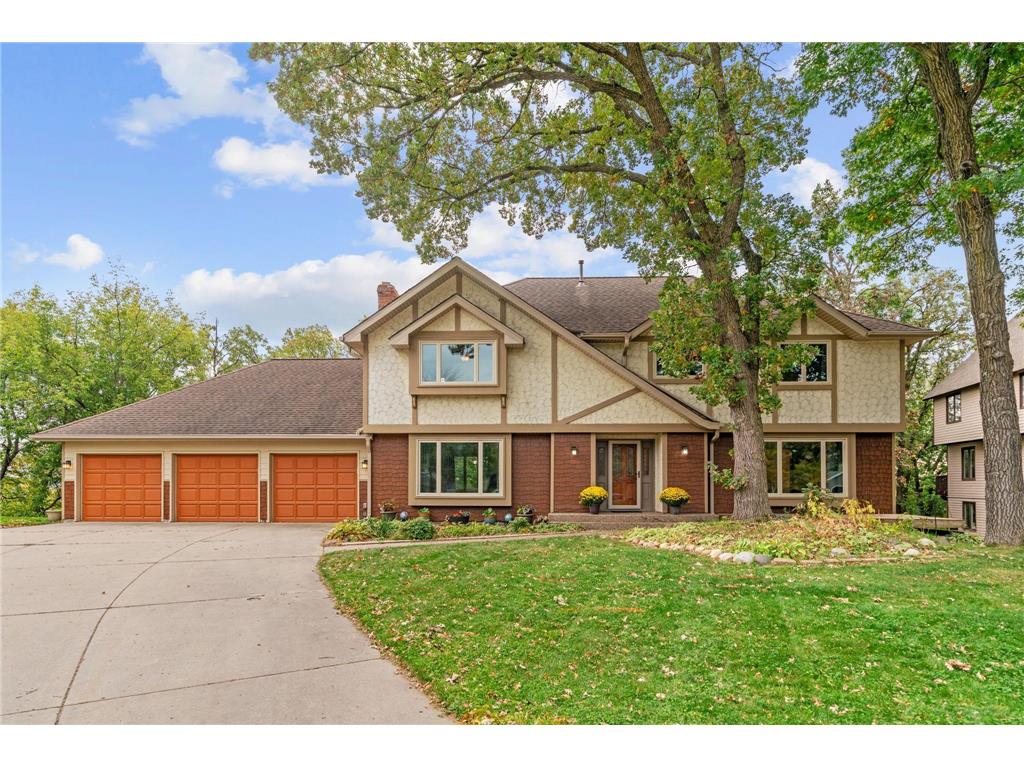1005 Hilloway Circle Burnsville MN 55306 6800799 image1