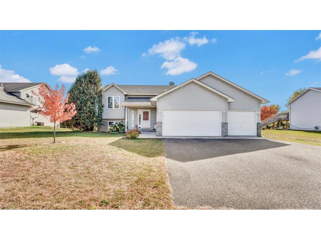 1005 Hilltop Street Braham MN 55006 6617288 image1