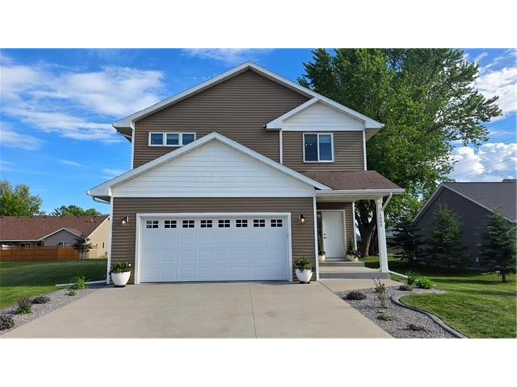 1005 Main Street E Cleveland MN 56017 7105340 image1