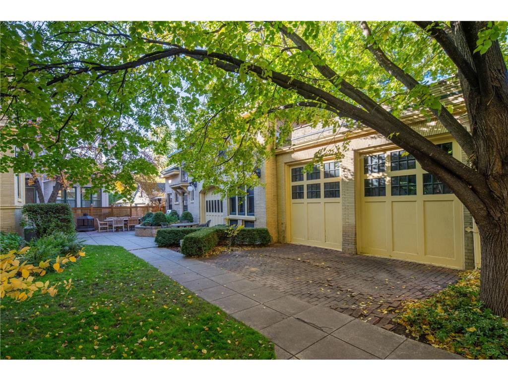 1005 Mount Curve Avenue Minneapolis MN 55403 7089558 image14