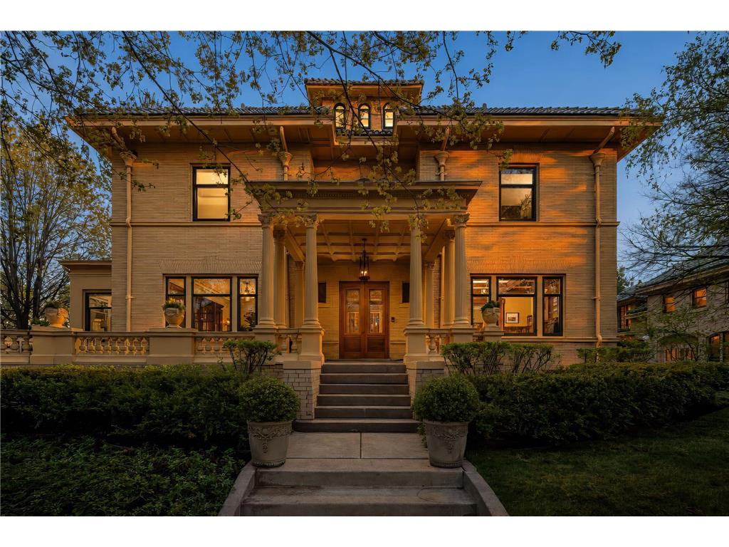 1005 Mount Curve Avenue Minneapolis MN 55403 7089558 image2