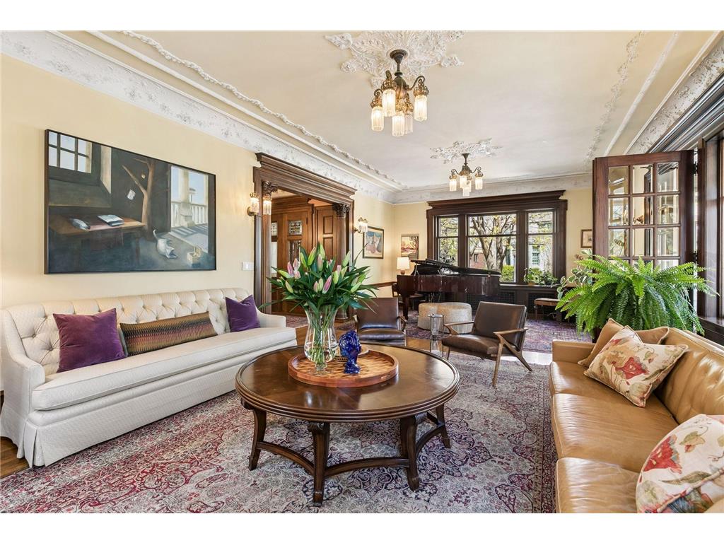 1005 Mount Curve Avenue Minneapolis MN 55403 7089558 image24