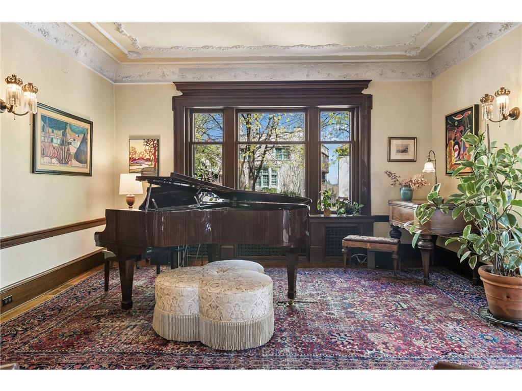 1005 Mount Curve Avenue Minneapolis MN 55403 7089558 image25