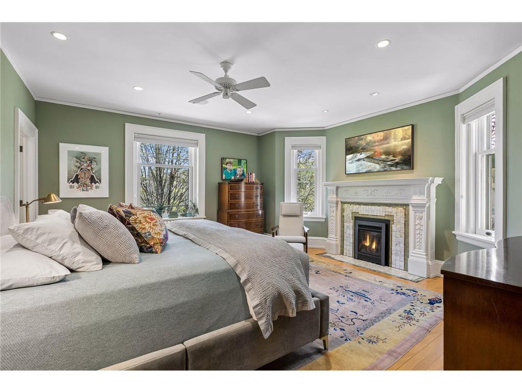 1005 Mount Curve Avenue Minneapolis MN 55403 7089558 image43