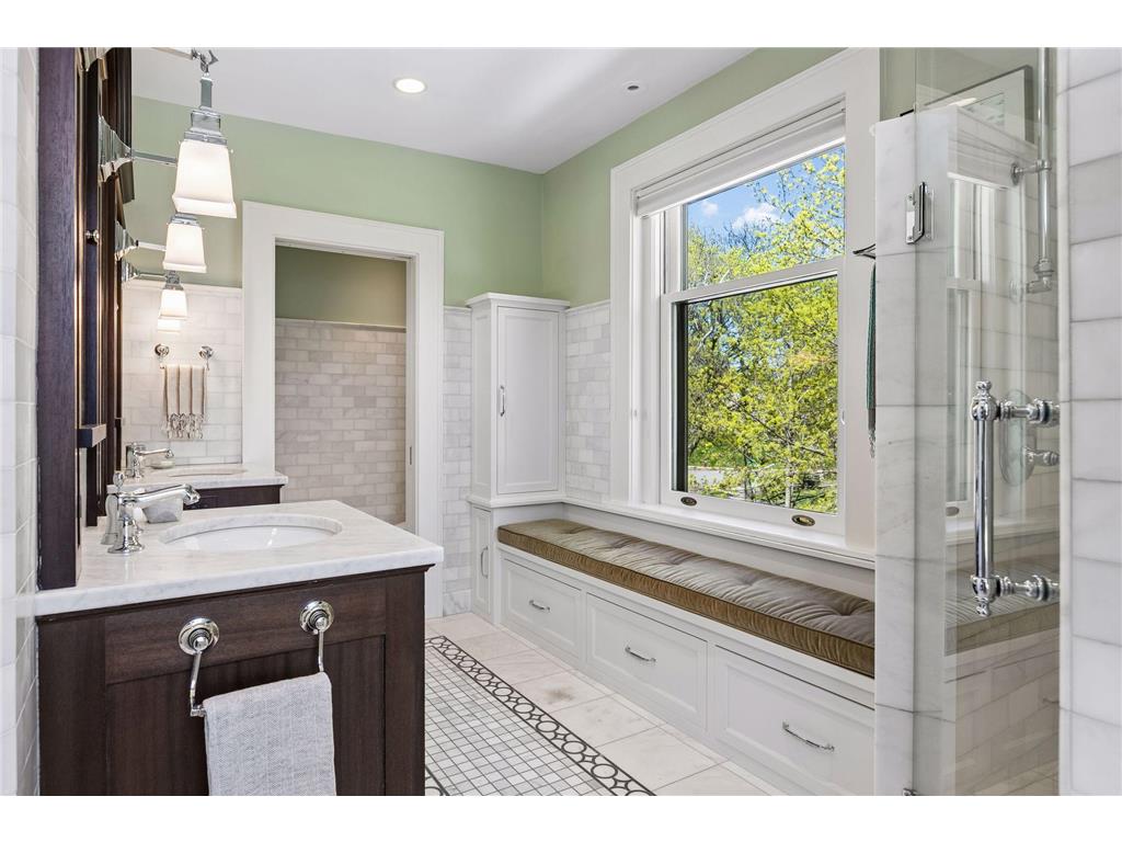 1005 Mount Curve Avenue Minneapolis MN 55403 7089558 image46