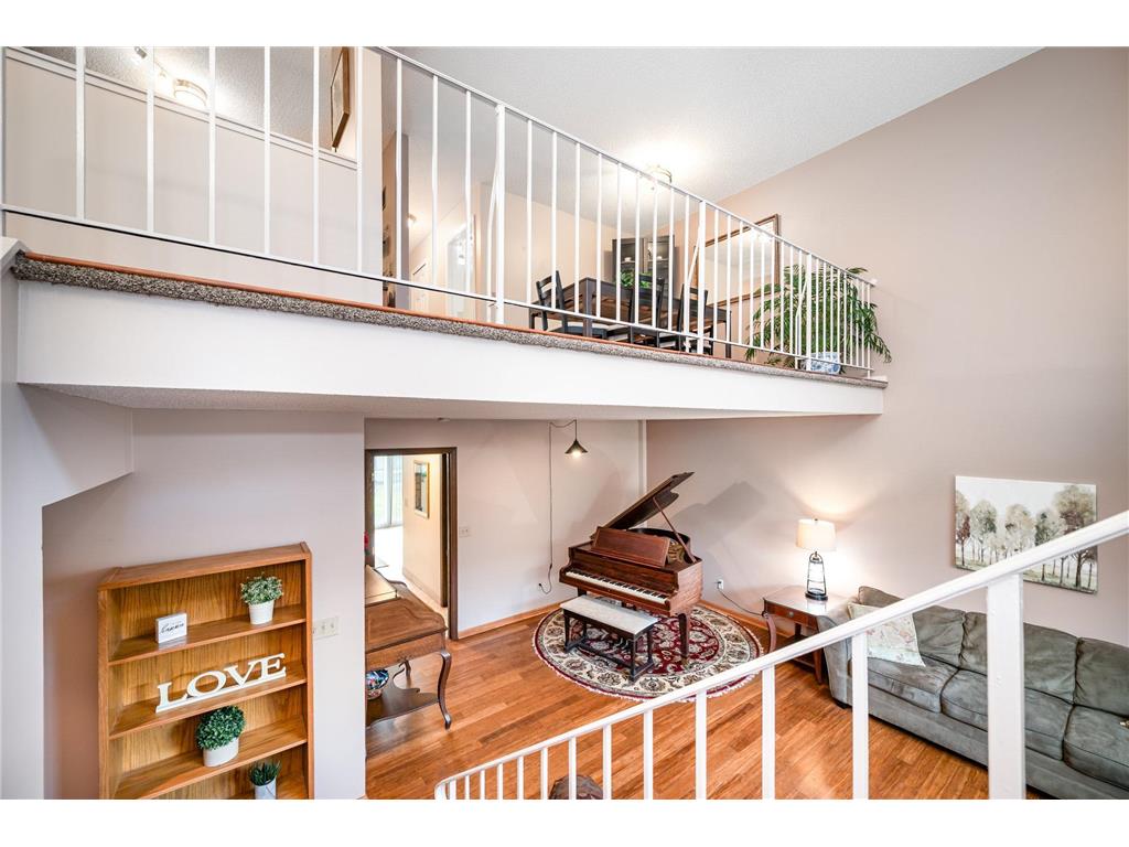 1005 W 104th Street Bloomington MN 55431 6803204 image1