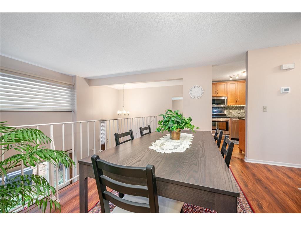 1005 W 104th Street Bloomington MN 55431 6803204 image10