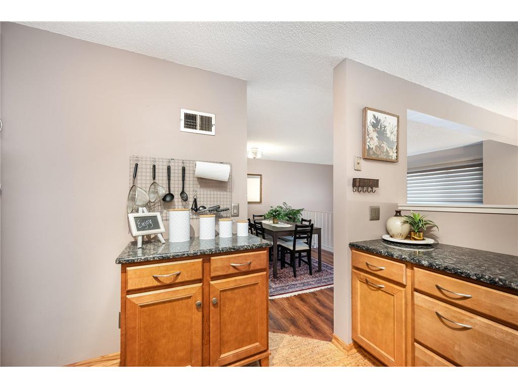 1005 W 104th Street Bloomington MN 55431 6803204 image14