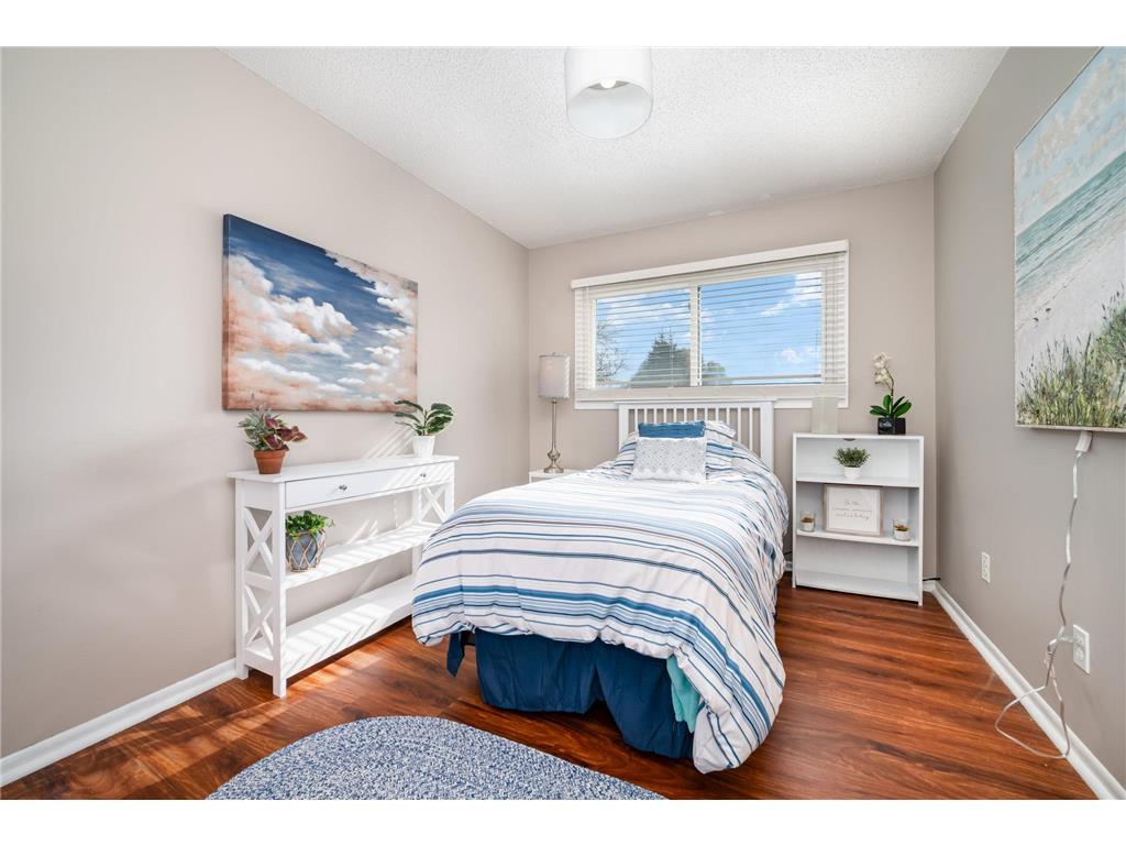 1005 W 104th Street Bloomington MN 55431 6803204 image18