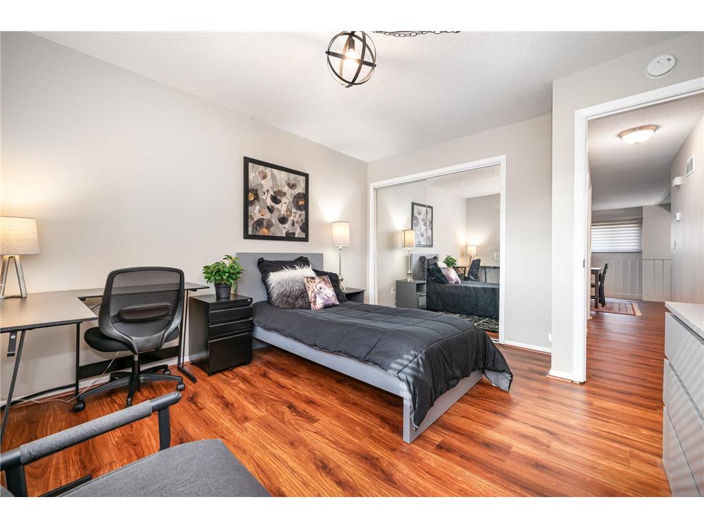 1005 W 104th Street Bloomington MN 55431 6803204 image22