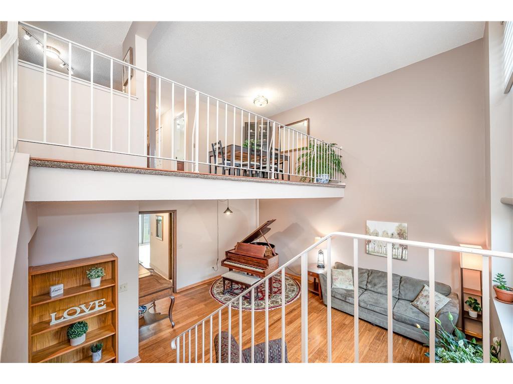 1005 W 104th Street Bloomington MN 55431 6803204 image5