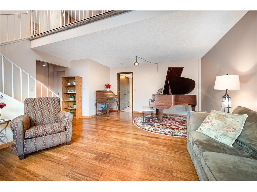 1005 W 104th Street Bloomington MN 55431 6803204 image7