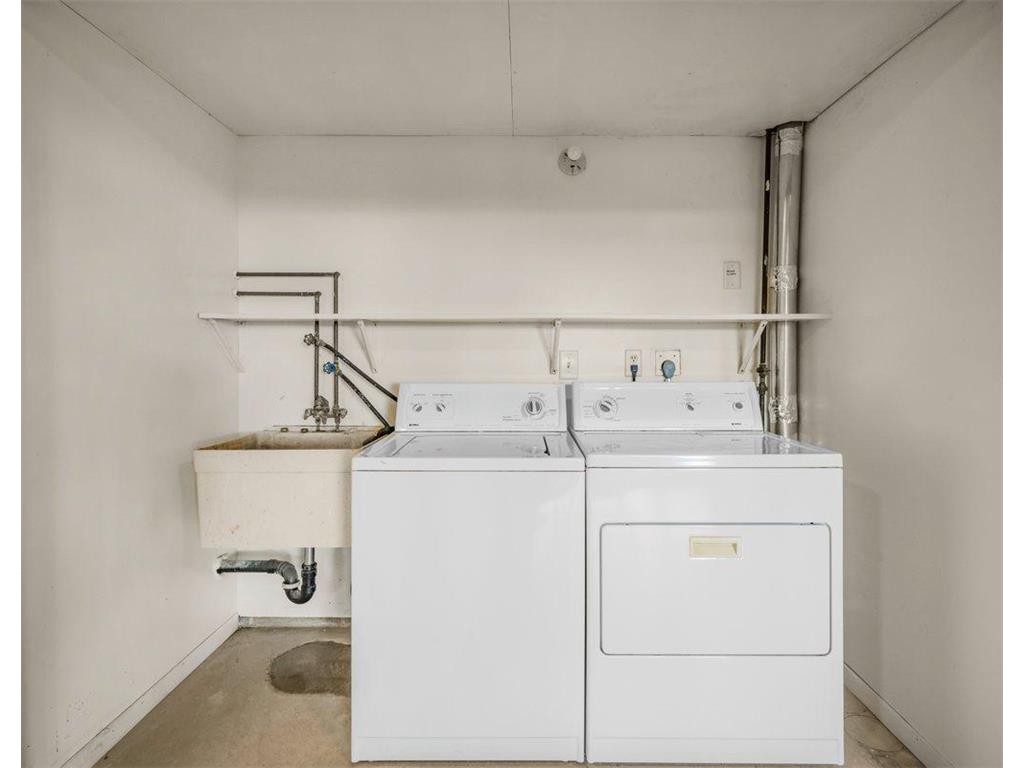 1005 W 105th Street Bloomington MN 55431 7075373 image22