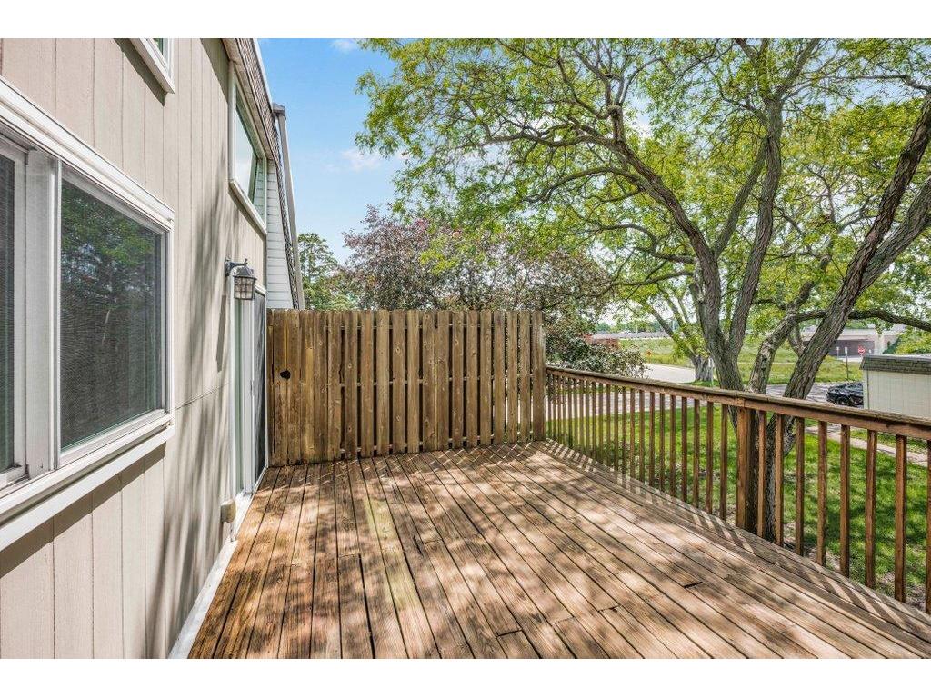 1005 W 105th Street Bloomington MN 55431 7075373 image7