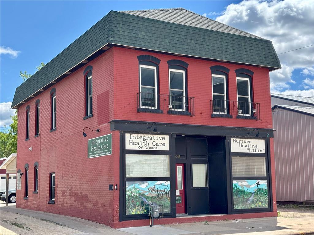 1005 W 5th Street Winona MN 55987 6726261 image2