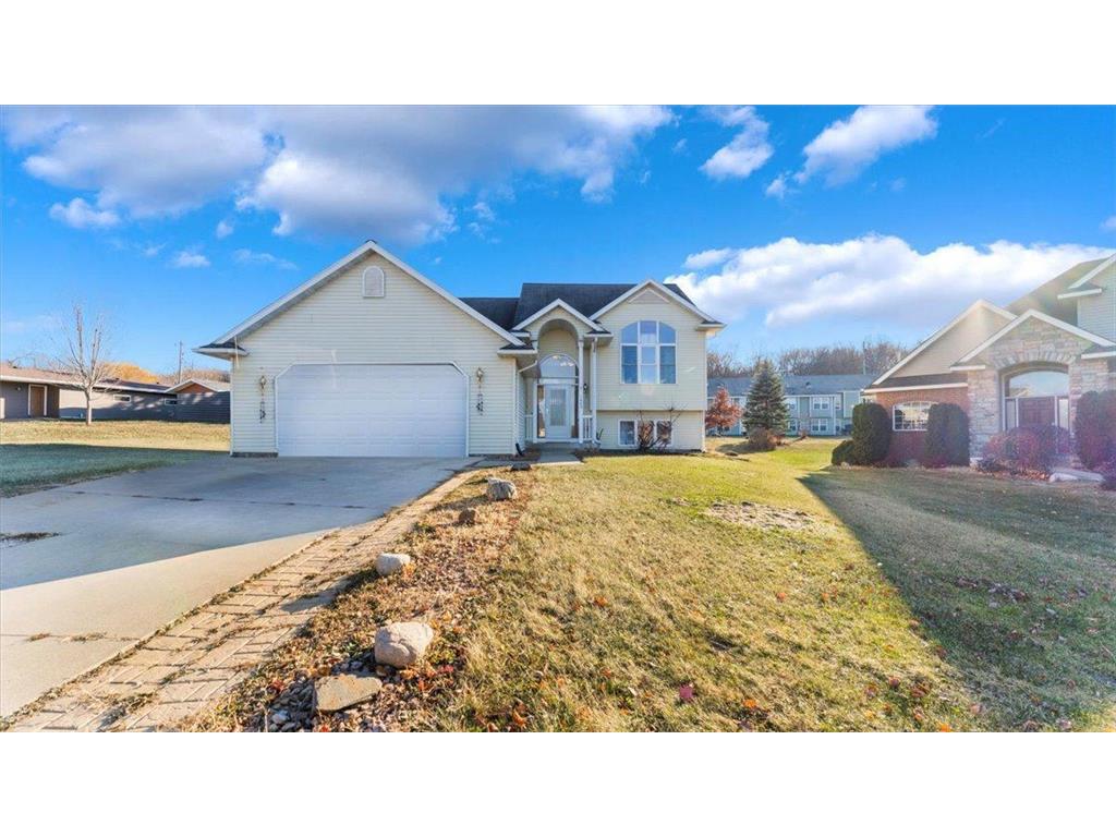 1005 W Court Street Belle Plaine MN 56011 6635996 image1