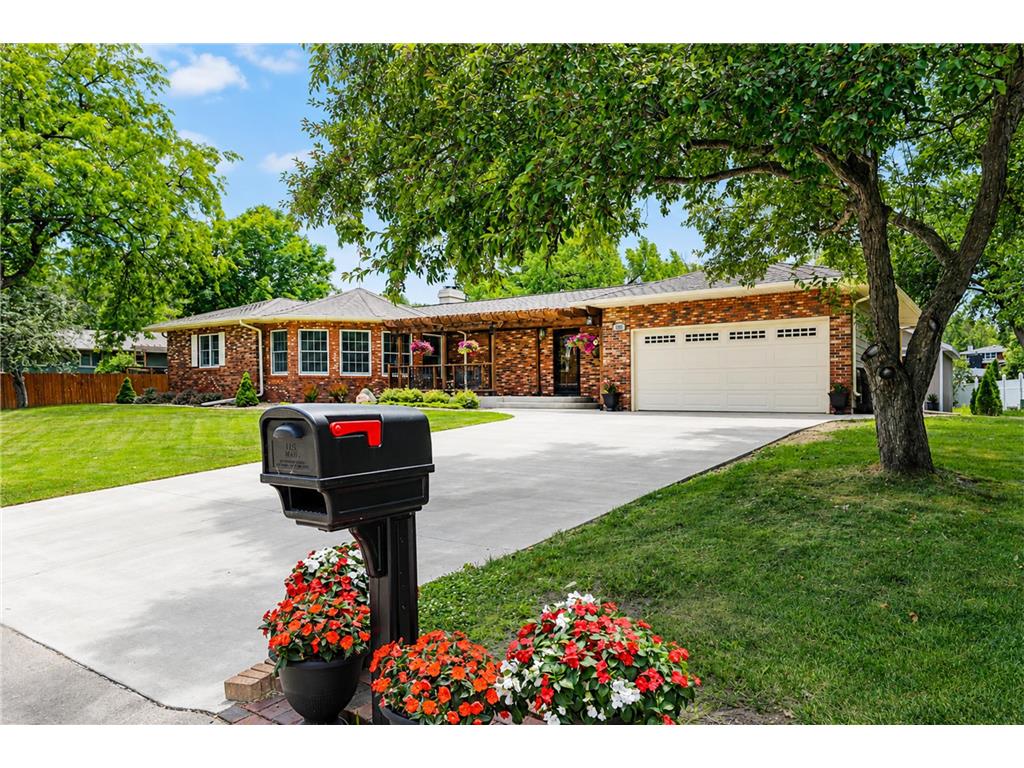 1005 W Richway Drive Albert Lea MN 56007 7100798 image1