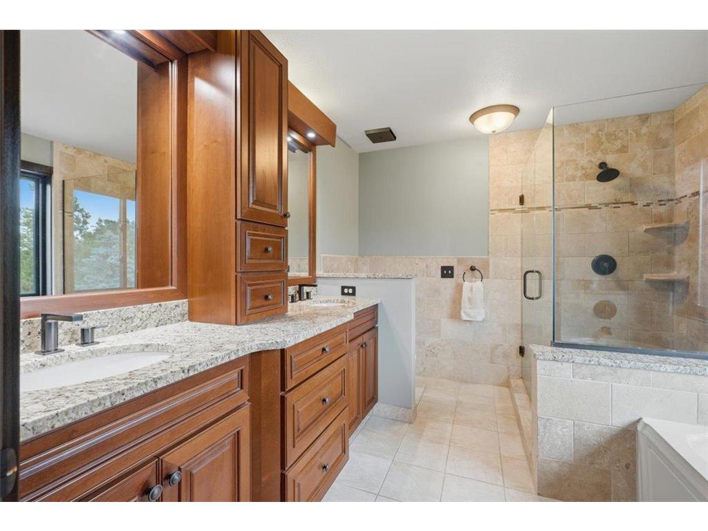 10057 Raleigh Court Woodbury MN 55129 7082194 image20