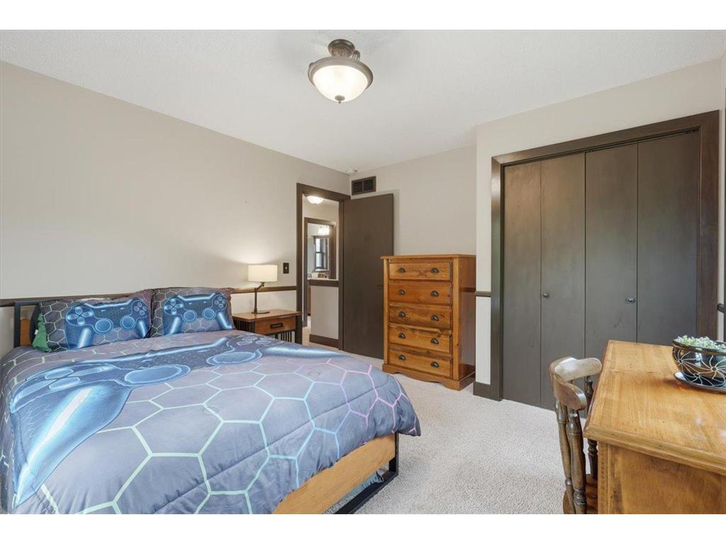 10057 Raleigh Court Woodbury MN 55129 7082194 image23