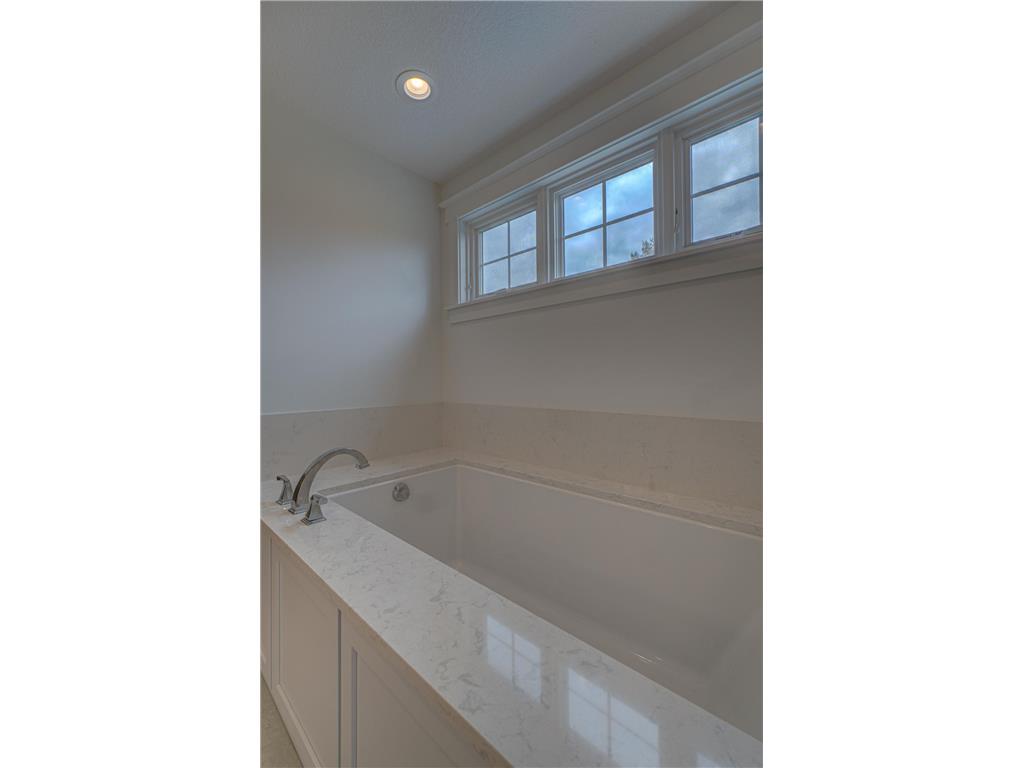 10059 Tapestry Road Lake Elmo MN 55042 7070171 image64