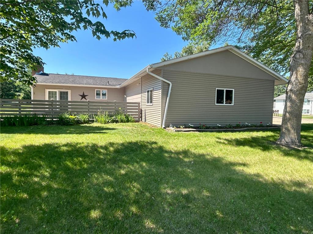 1006 10th Street SW Wadena MN 56482 6677672 image3